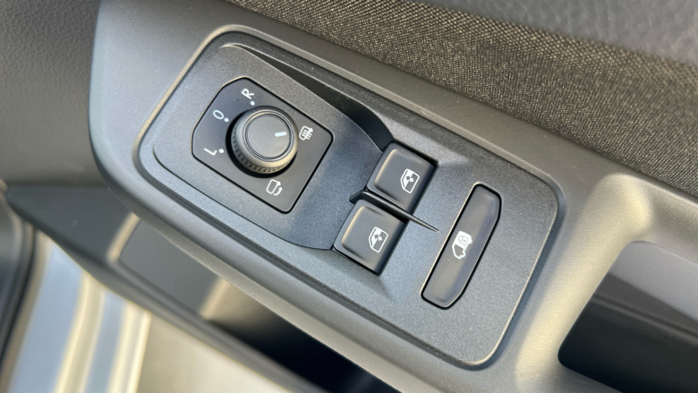 Ford Transit Connect 230 L2 Diesel 2.0 EcoBlue 102ps Limited Van